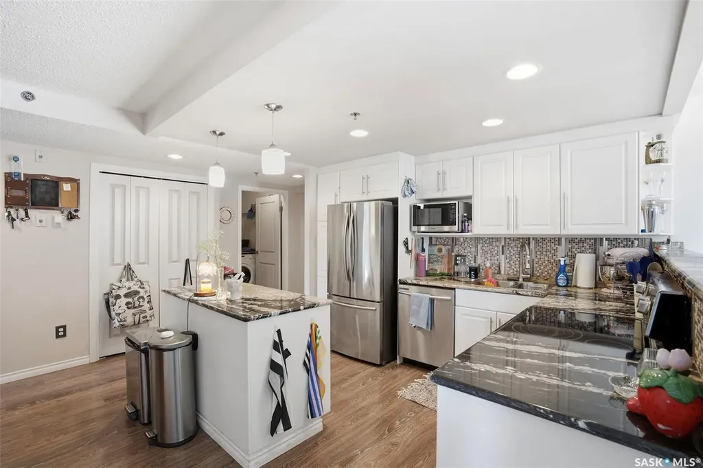 525 3rd Avenue Saskatoon SK S7K 2J6