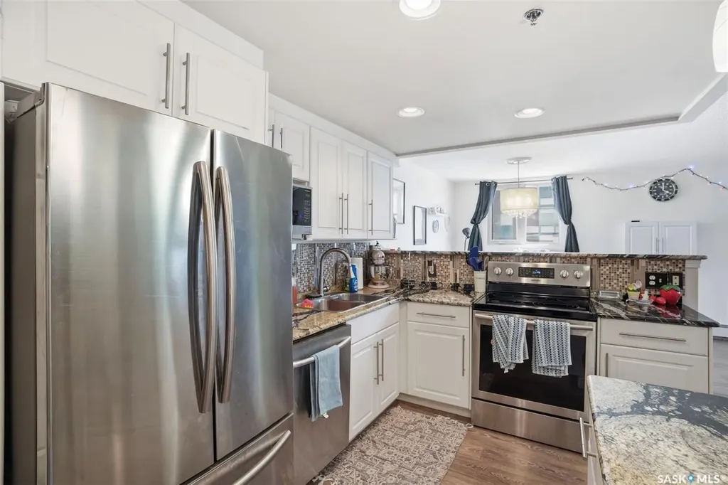 525 3rd Avenue Saskatoon SK S7K 2J6