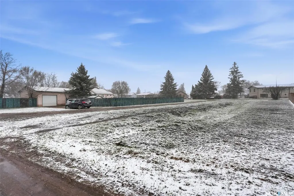 757 6th Street E Prince Albert SK S6V 0N9