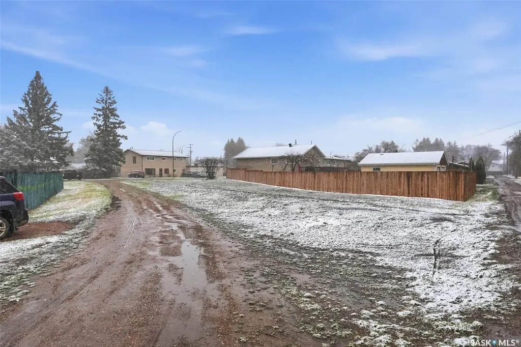 757 6th Street E Prince Albert SK S6V 0N9
