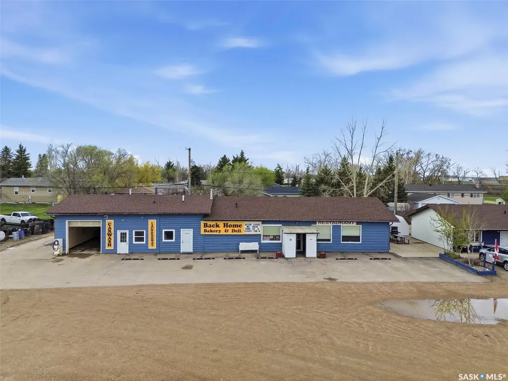 431 Saskatchewan Street Elbow SK S0H 1J0