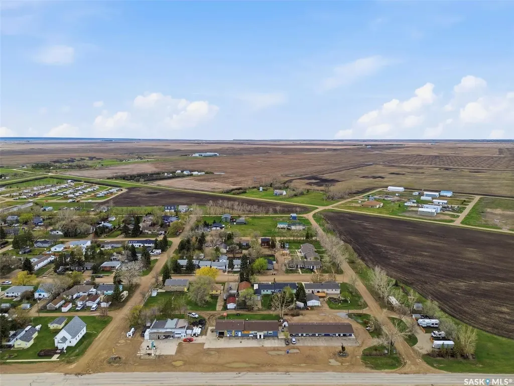 431 Saskatchewan Street Elbow SK S0H 1J0