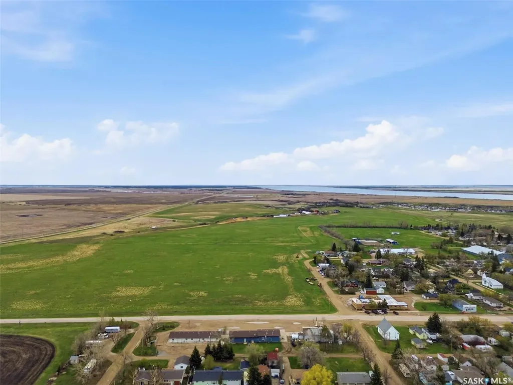 431 Saskatchewan Street Elbow SK S0H 1J0