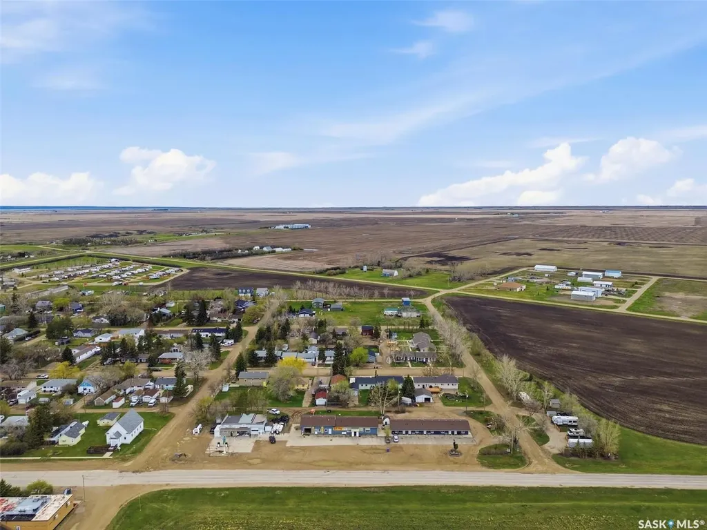 431 Saskatchewan Street Elbow SK S0H 1J0