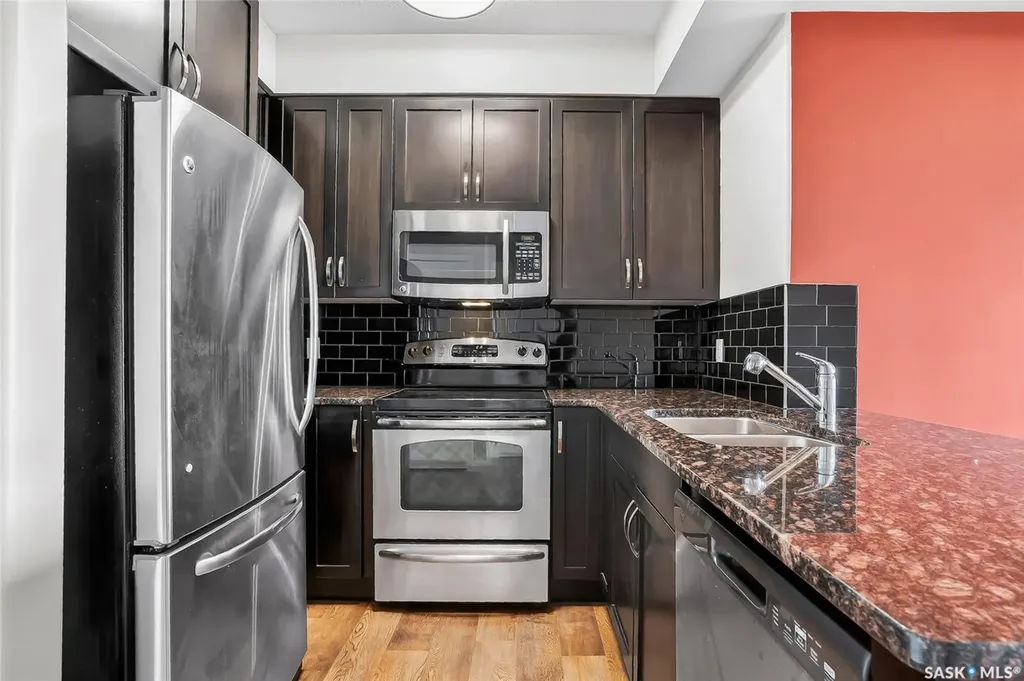 158 Pawlychenko Lane Saskatoon SK S7V 0C3