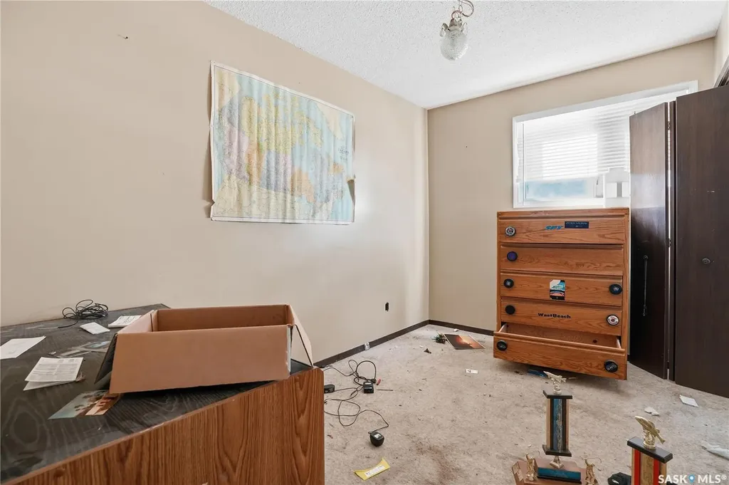 512 4th Avenue W Assiniboia SK S0H 0B0