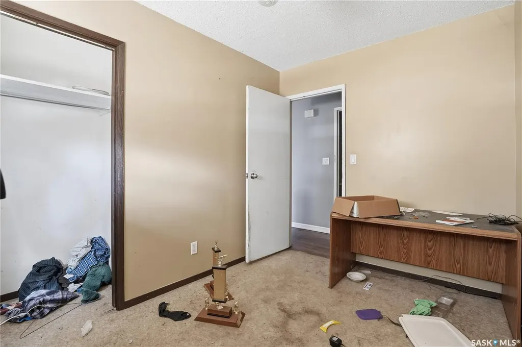 512 4th Avenue W Assiniboia SK S0H 0B0
