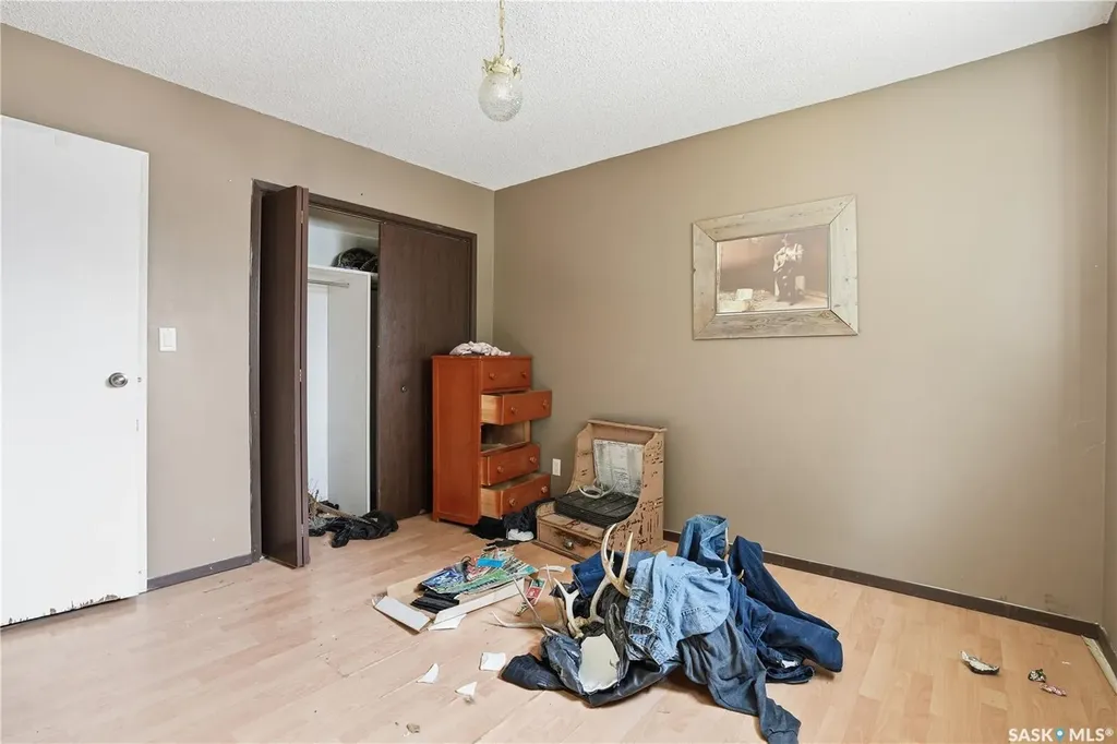 512 4th Avenue W Assiniboia SK S0H 0B0