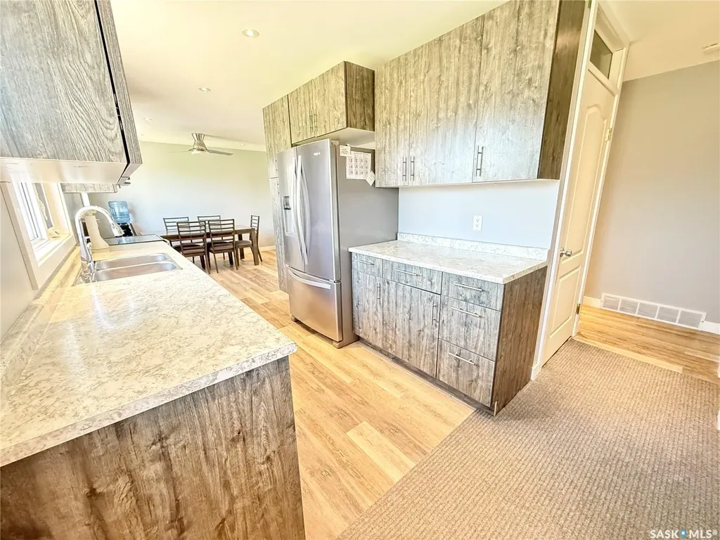 536 Mcgillivray Drive Weyburn SK S4H 1M2