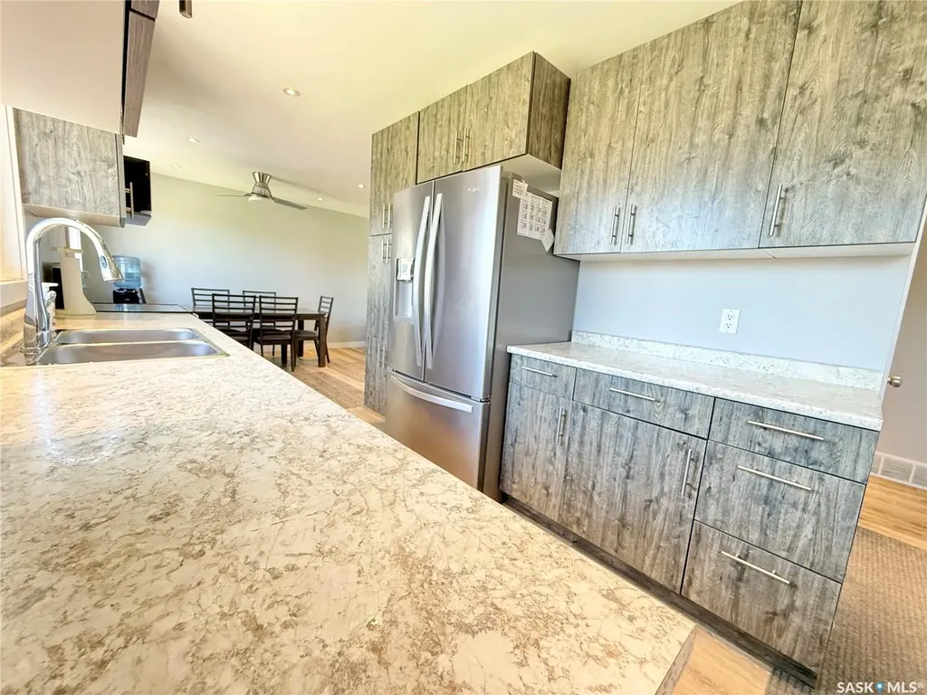 536 Mcgillivray Drive Weyburn SK S4H 1M2