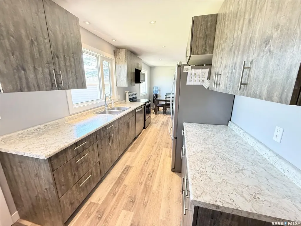 536 Mcgillivray Drive Weyburn SK S4H 1M2