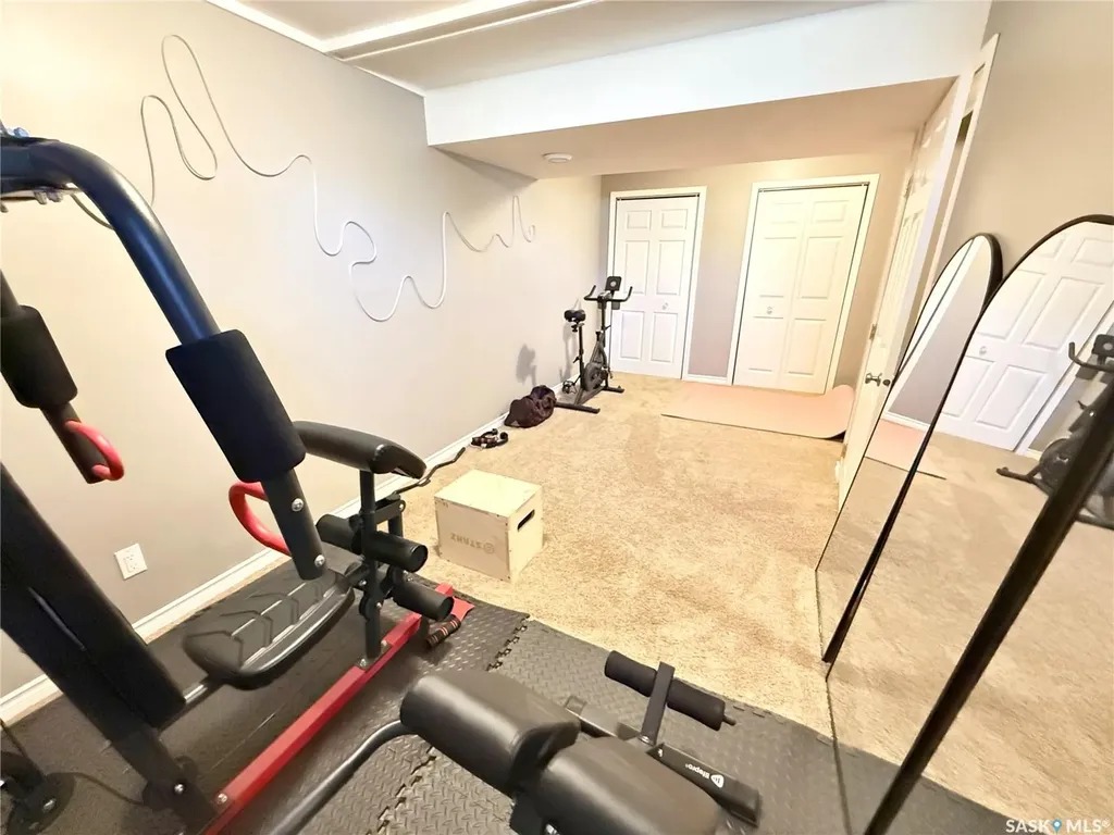 536 Mcgillivray Drive Weyburn SK S4H 1M2