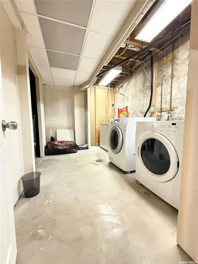 536 Mcgillivray Drive Weyburn SK S4H 1M2