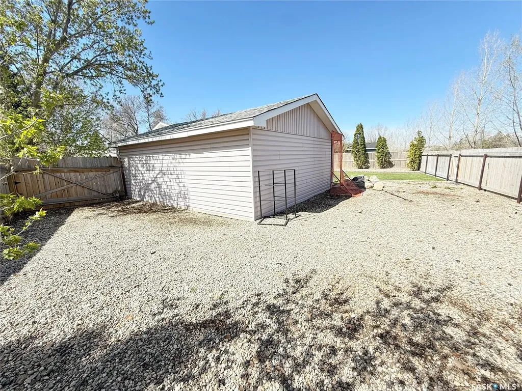 536 Mcgillivray Drive Weyburn SK S4H 1M2