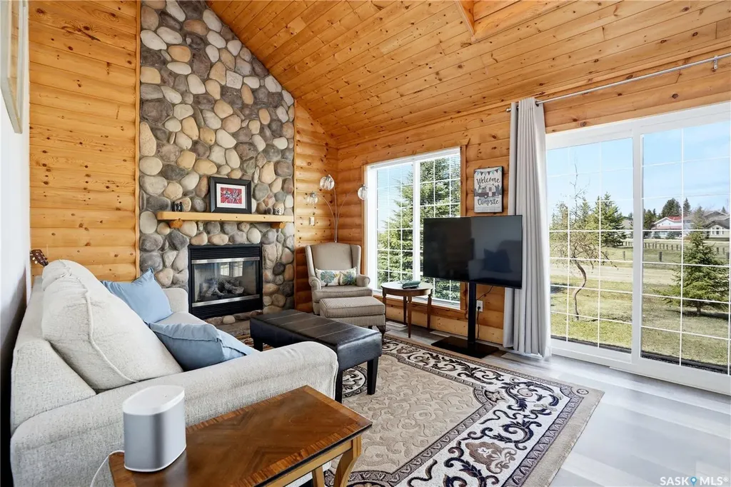 7 Pine Drive Candle Lake SK S0J 3E0