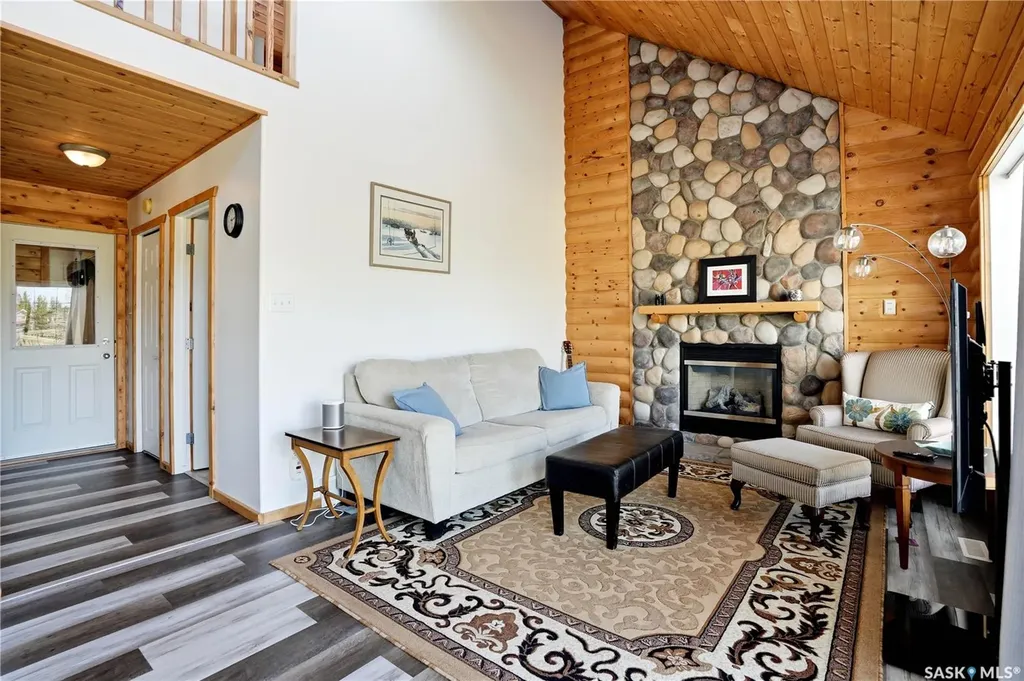 7 Pine Drive Candle Lake SK S0J 3E0