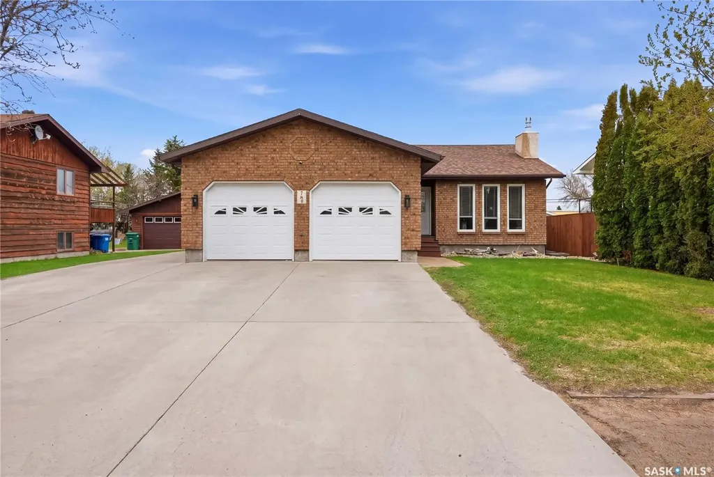 165 3rd Street Pilot Butte SK S0G 3Z0