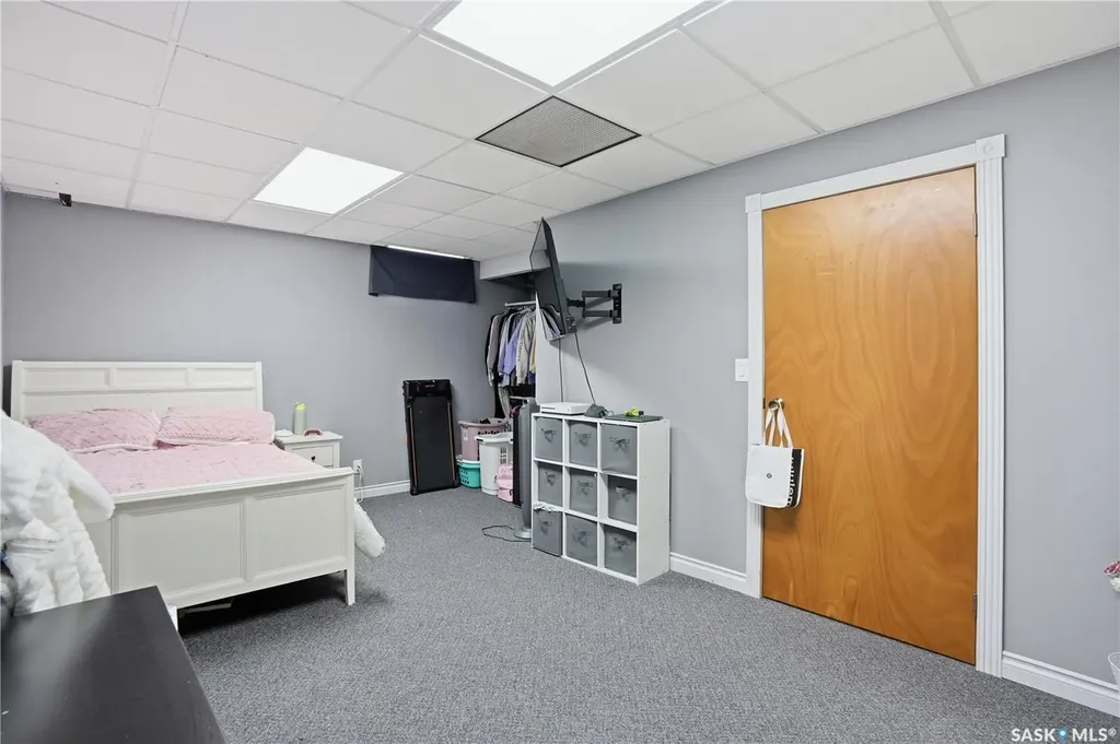 165 3rd Street Pilot Butte SK S0G 3Z0