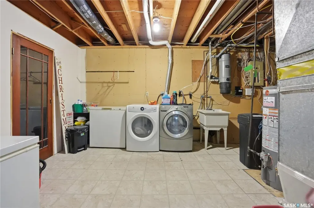 165 3rd Street Pilot Butte SK S0G 3Z0