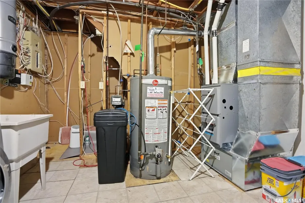 165 3rd Street Pilot Butte SK S0G 3Z0