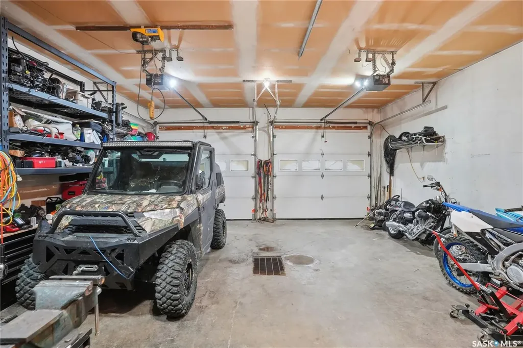 165 3rd Street Pilot Butte SK S0G 3Z0