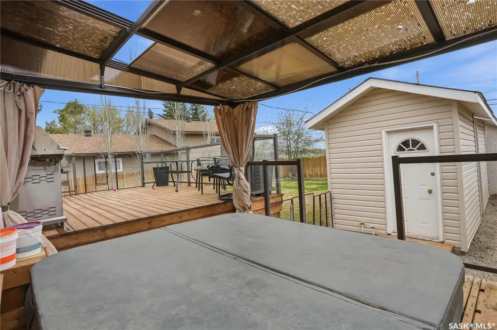 165 3rd Street Pilot Butte SK S0G 3Z0