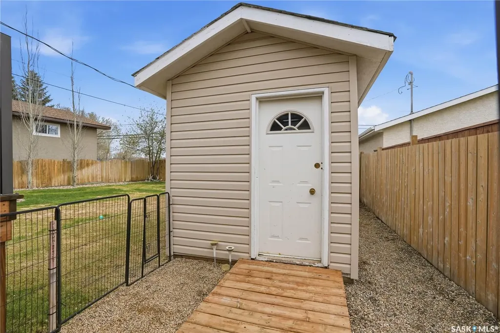 165 3rd Street Pilot Butte SK S0G 3Z0