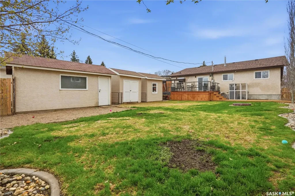 165 3rd Street Pilot Butte SK S0G 3Z0
