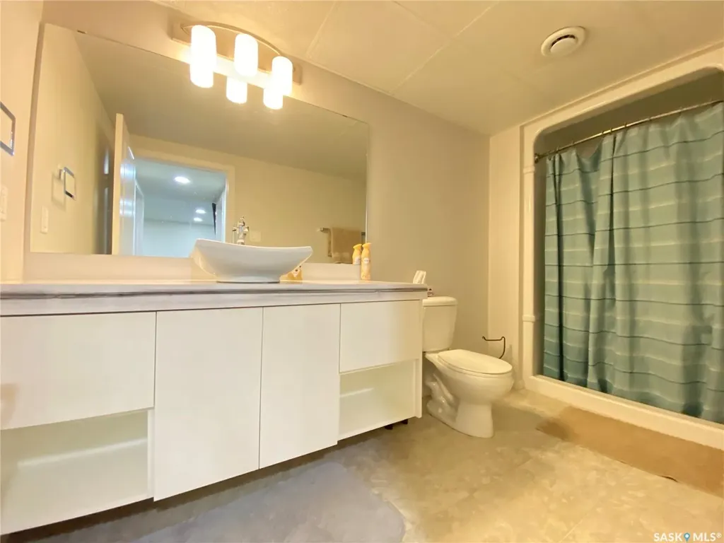 68 Fenson Crescent Yorkton SK S3N 3S5