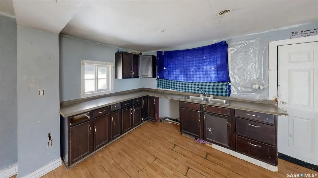 1943 Montreal Street Regina SK S4P 1L4