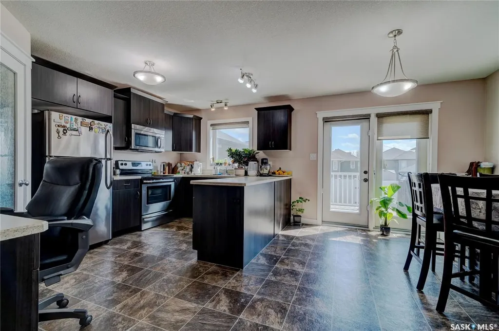 5425 Mcclelland Drive Regina SK S4W 0K8