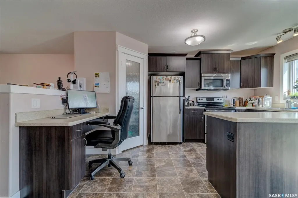5425 Mcclelland Drive Regina SK S4W 0K8