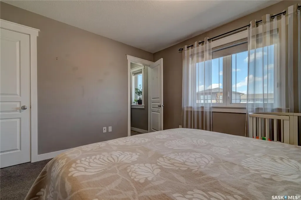 5425 Mcclelland Drive Regina SK S4W 0K8