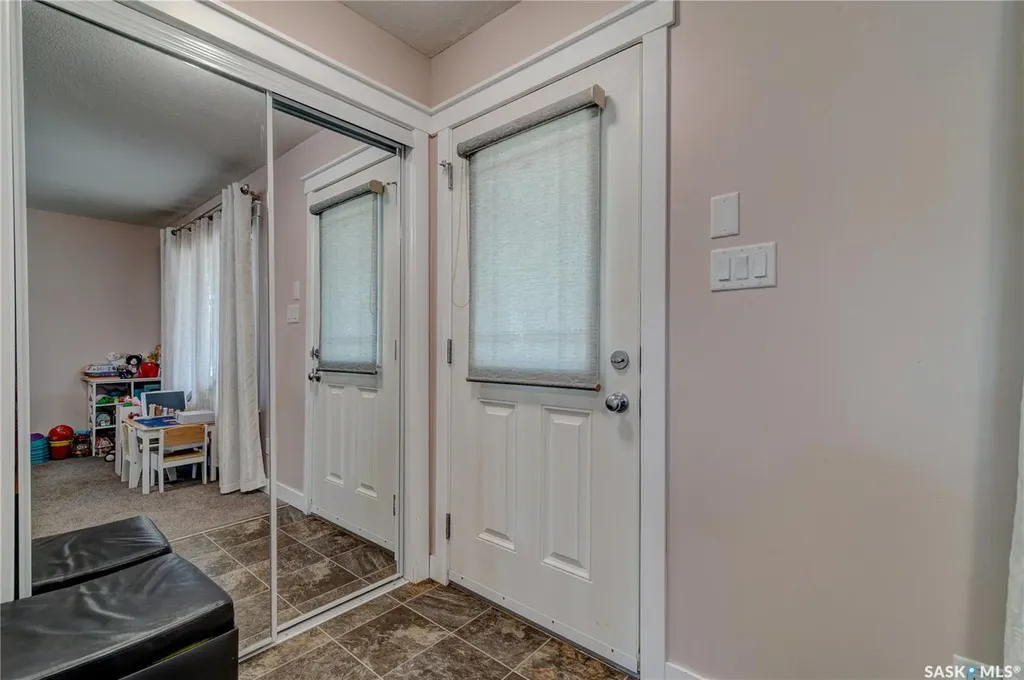 5425 Mcclelland Drive Regina SK S4W 0K8