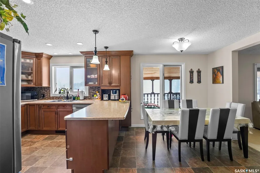 55 Noonan Road Regina SK S4V 0J5