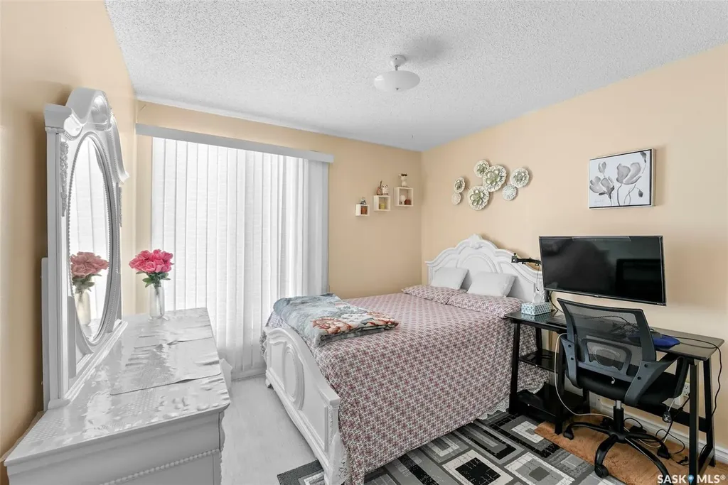 55 Noonan Road Regina SK S4V 0J5