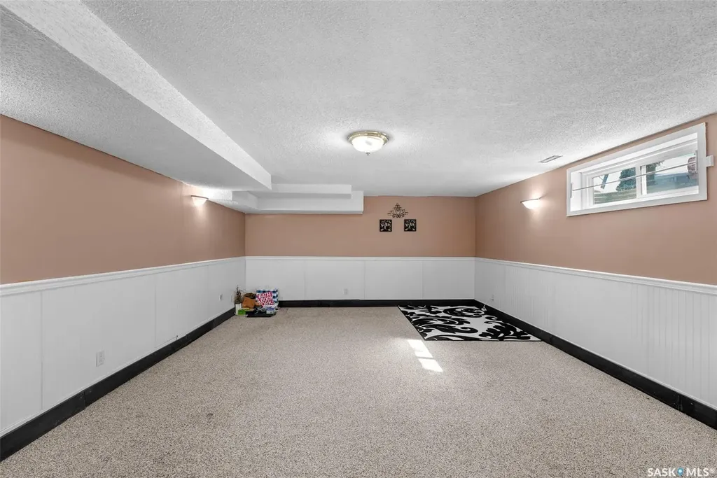 55 Noonan Road Regina SK S4V 0J5