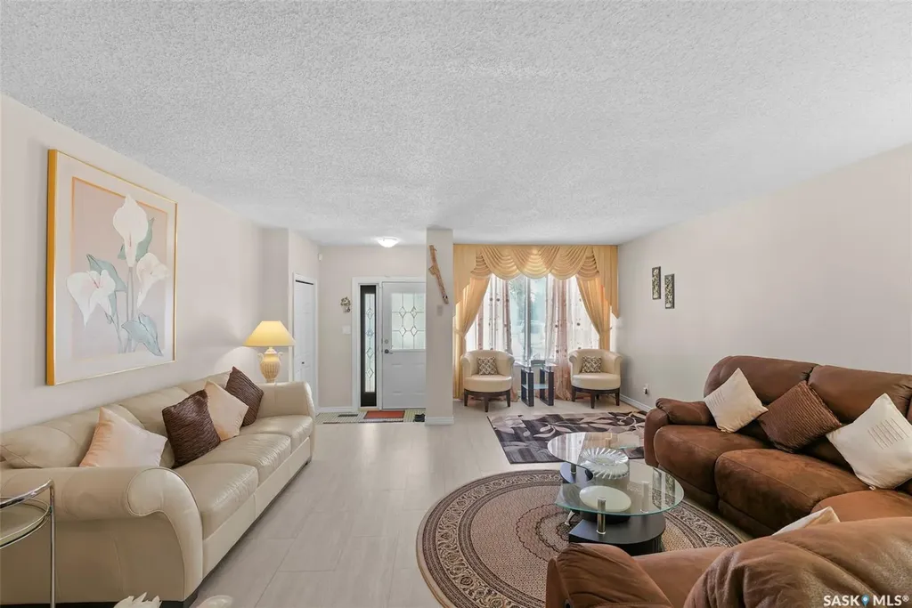 55 Noonan Road Regina SK S4V 0J5