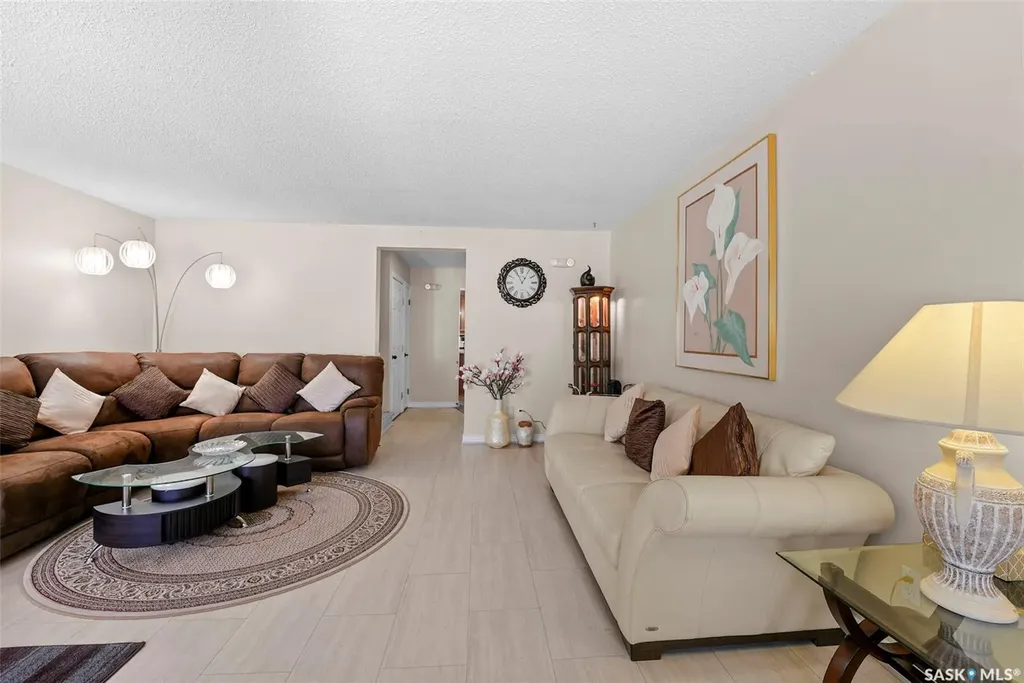55 Noonan Road Regina SK S4V 0J5