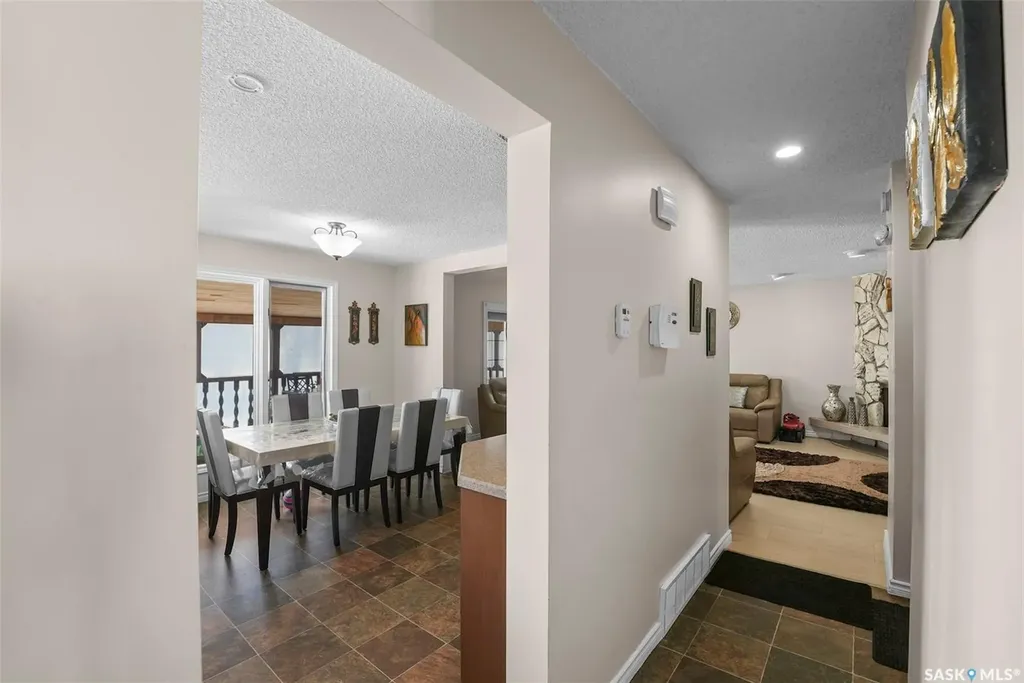 55 Noonan Road Regina SK S4V 0J5