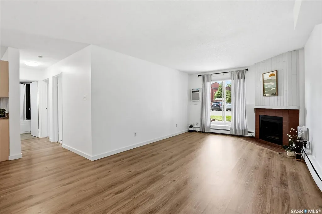 415 Tait Court Saskatoon SK S7H 5L3