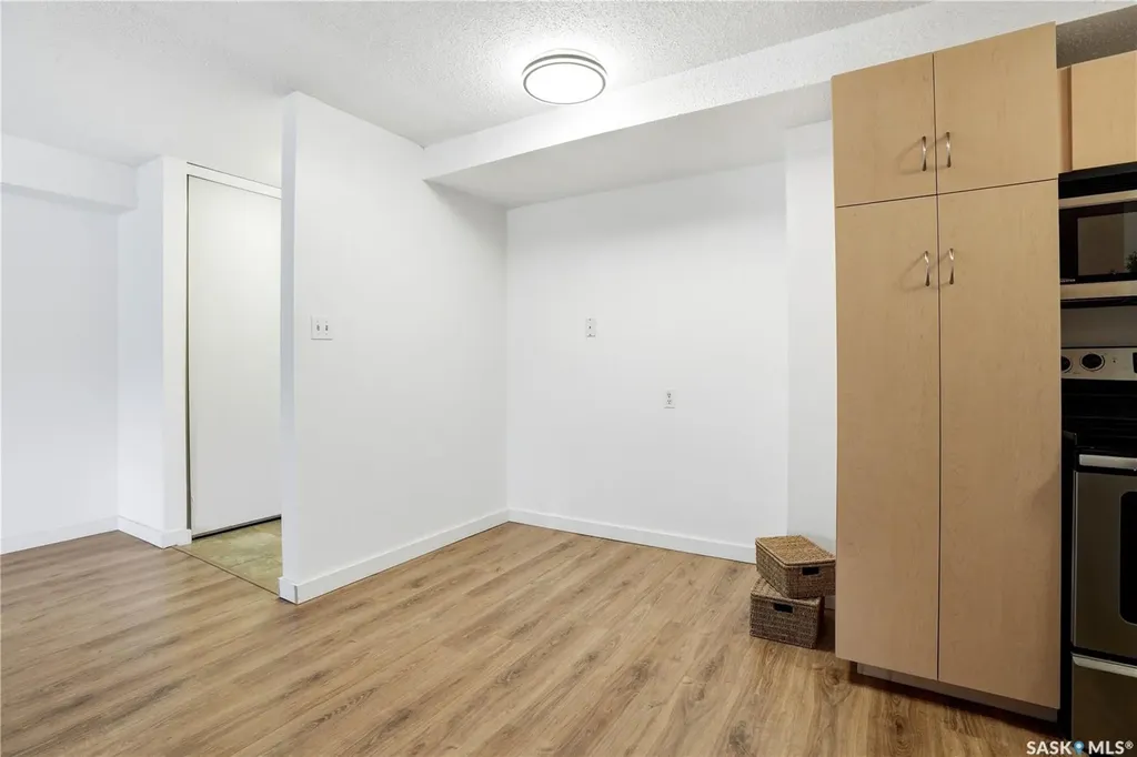 415 Tait Court Saskatoon SK S7H 5L3