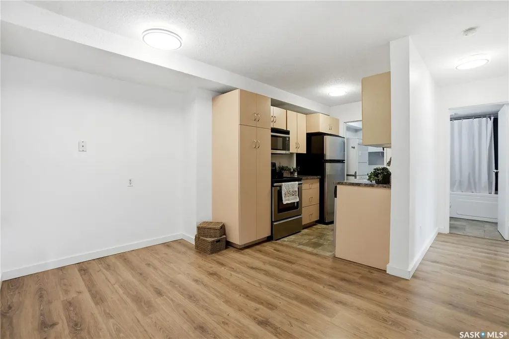 415 Tait Court Saskatoon SK S7H 5L3