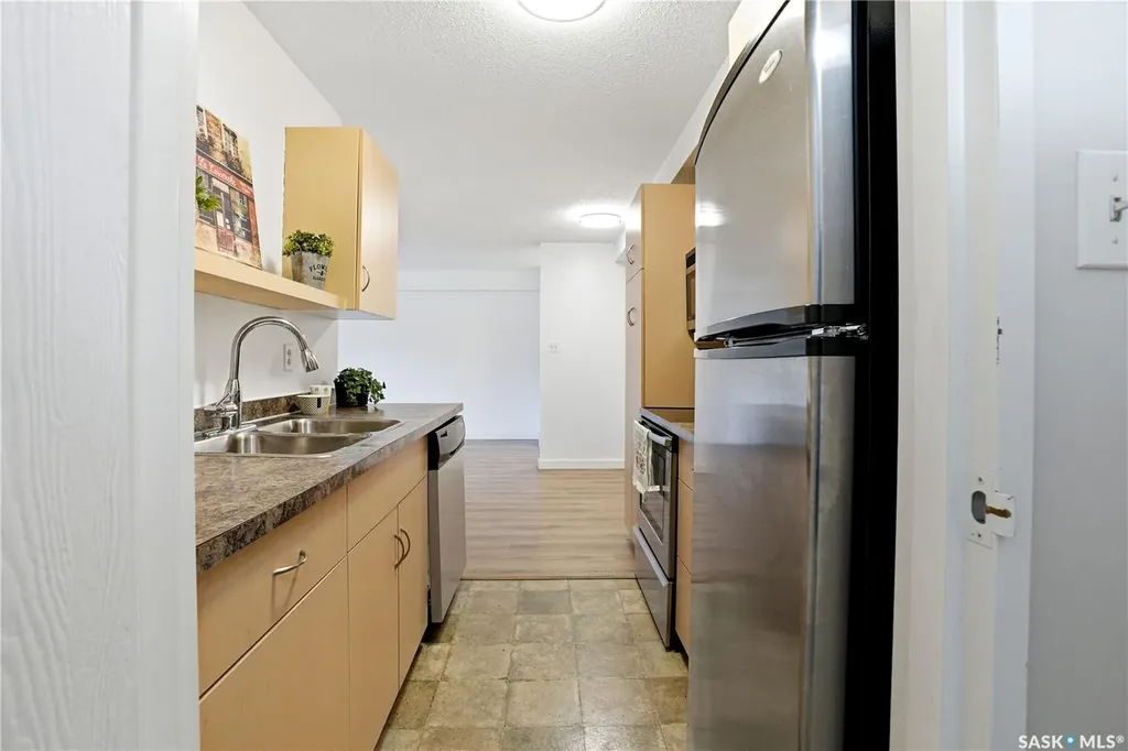 415 Tait Court Saskatoon SK S7H 5L3