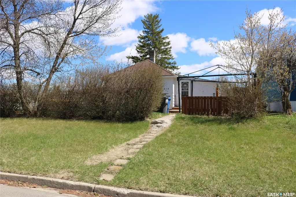 219 Carlton Street Rocanville SK S0A 3L0