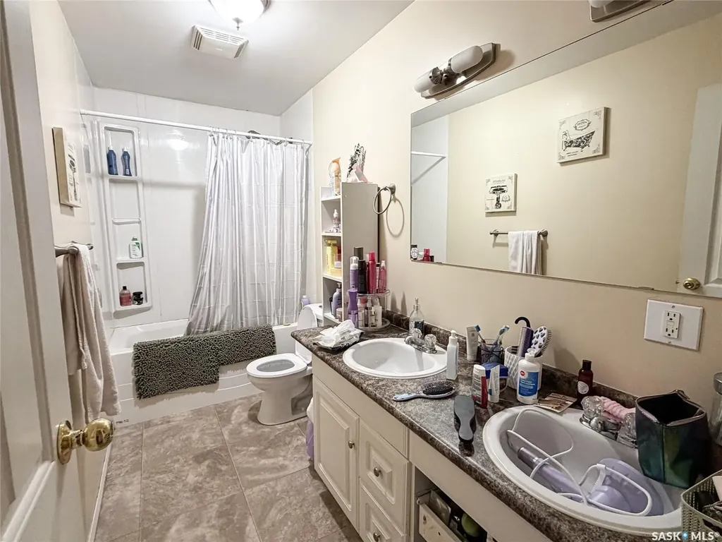 7 Dunfield Crescent Meadow Lake SK S9X 1E6