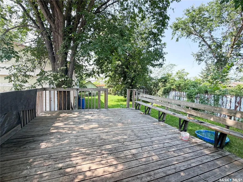 7 Dunfield Crescent Meadow Lake SK S9X 1E6