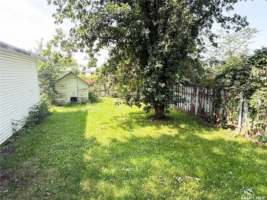 7 Dunfield Crescent Meadow Lake SK S9X 1E6
