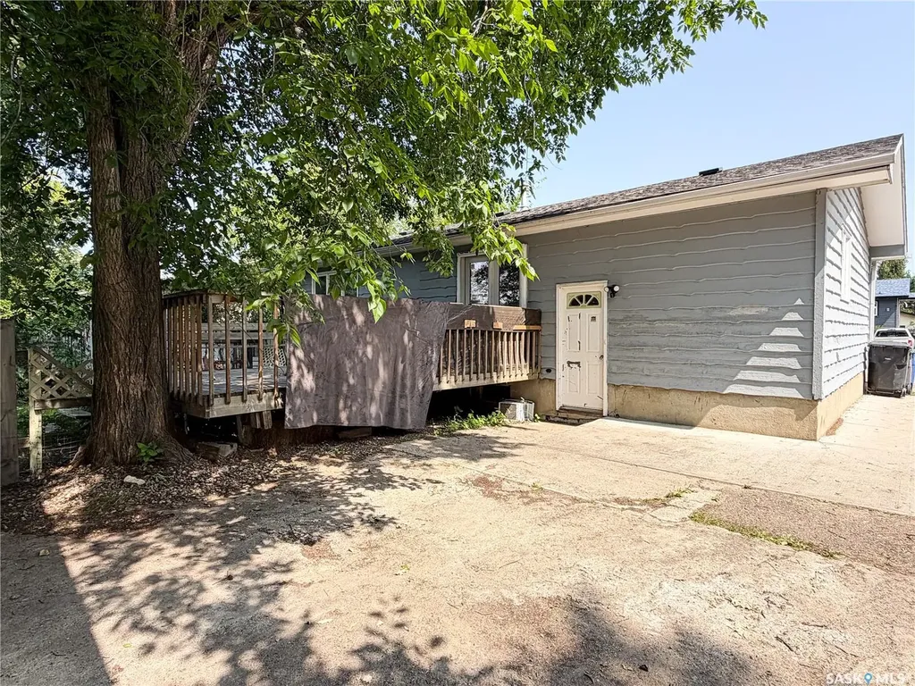 7 Dunfield Crescent Meadow Lake SK S9X 1E6