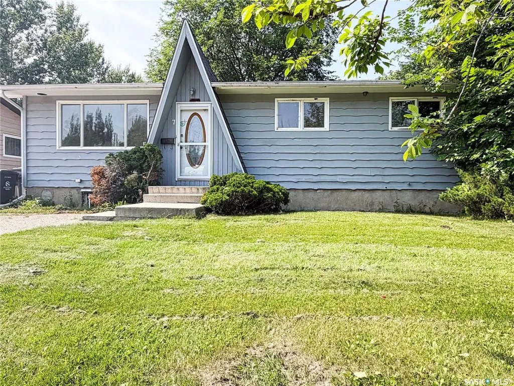 7 Dunfield Crescent Meadow Lake SK S9X 1E6